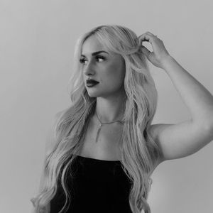 Meet your Posher, Savannah